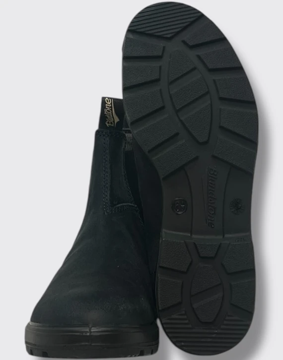 2413 BLUNDSTONE