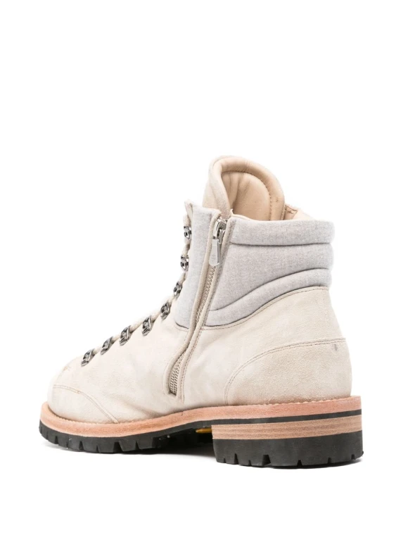 Stivaletti in pelle scamosciata