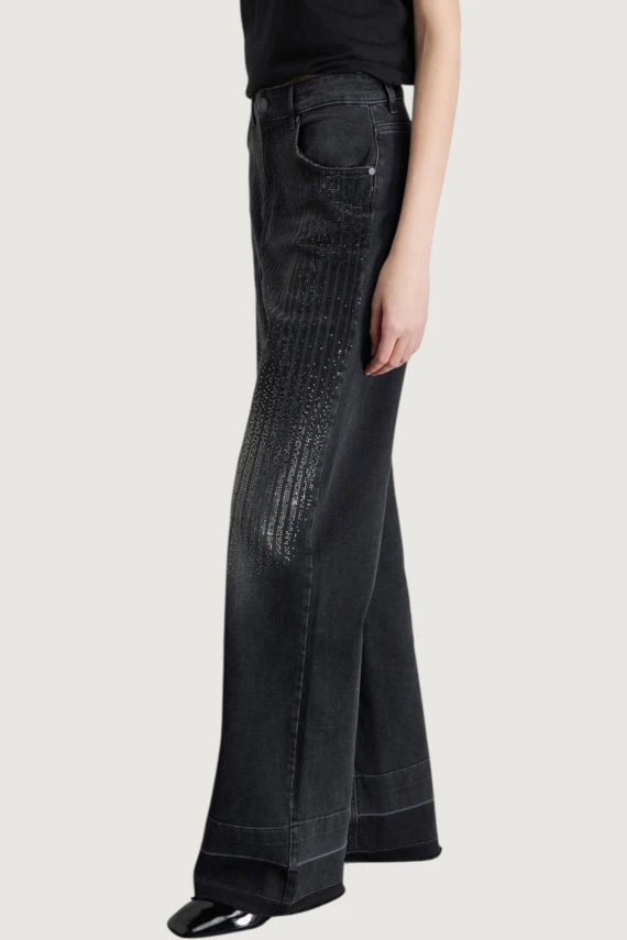 LOOSE FIT PANTS