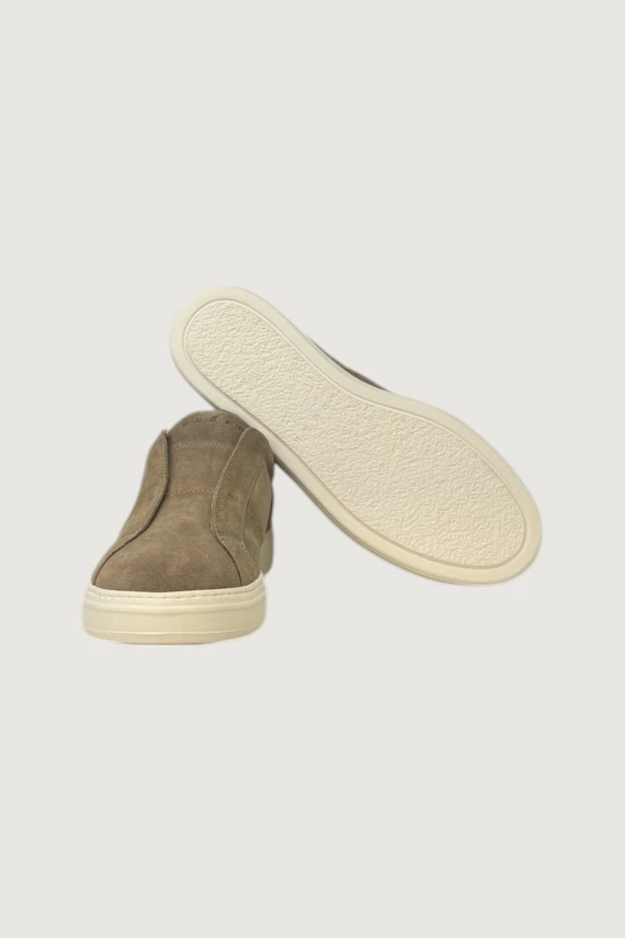 H 668 SLIP ON