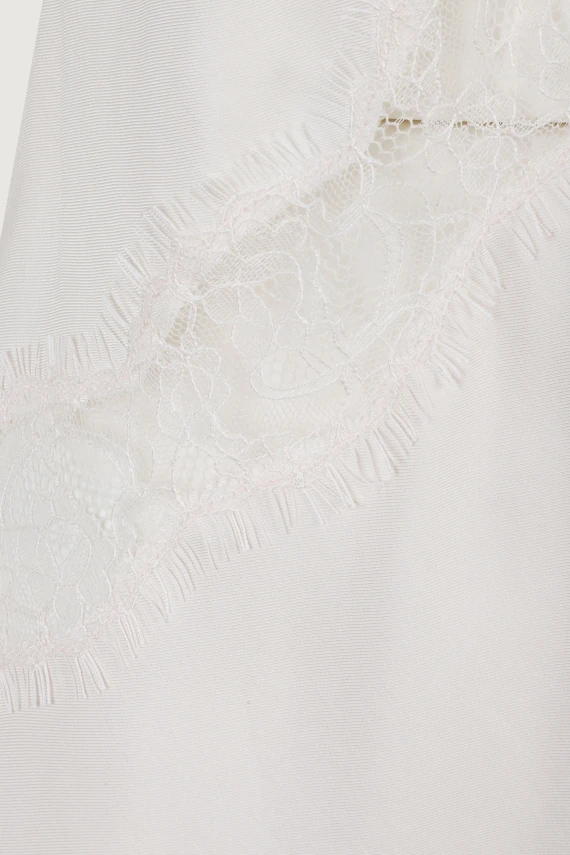 LYDIA TWILL TOP WITH LACE