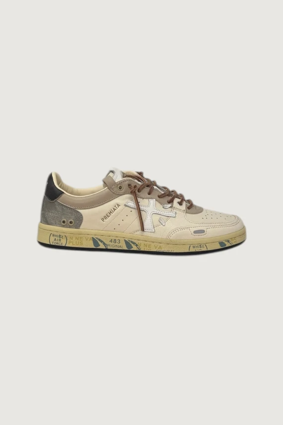 SNEAKER