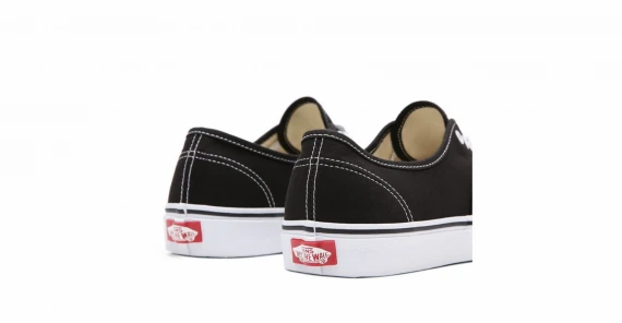 AUTHENTIC BLACK